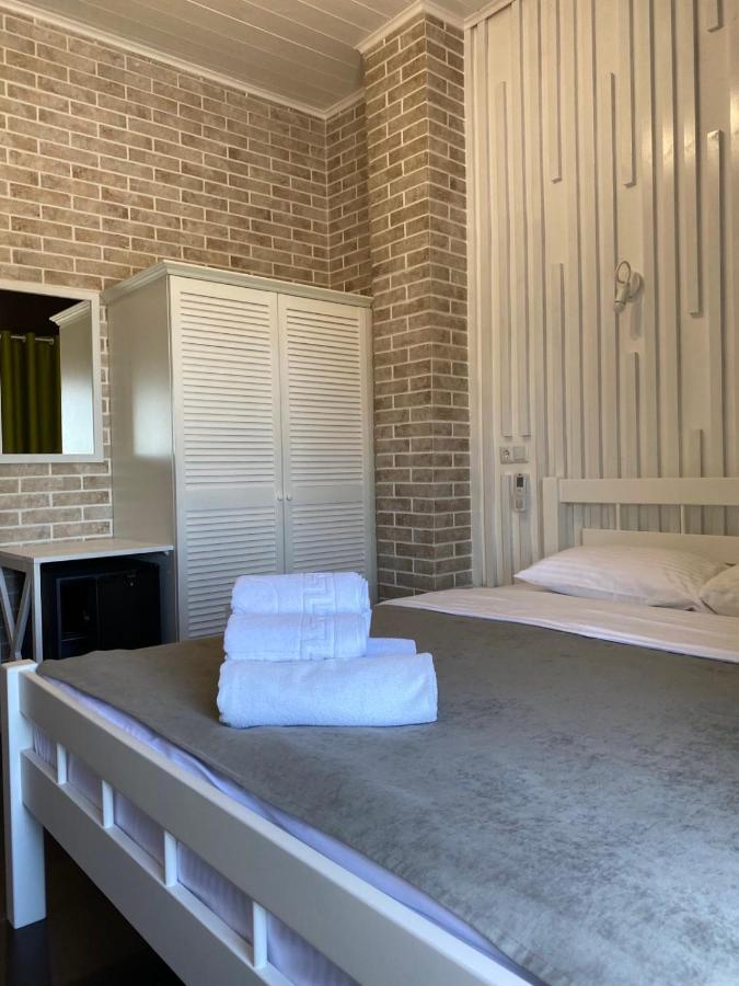Captain Hotel Затока Экстерьер фото