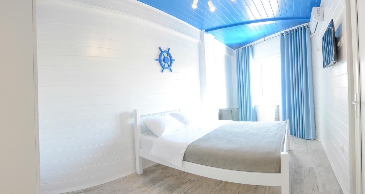 Captain Hotel Затока Экстерьер фото